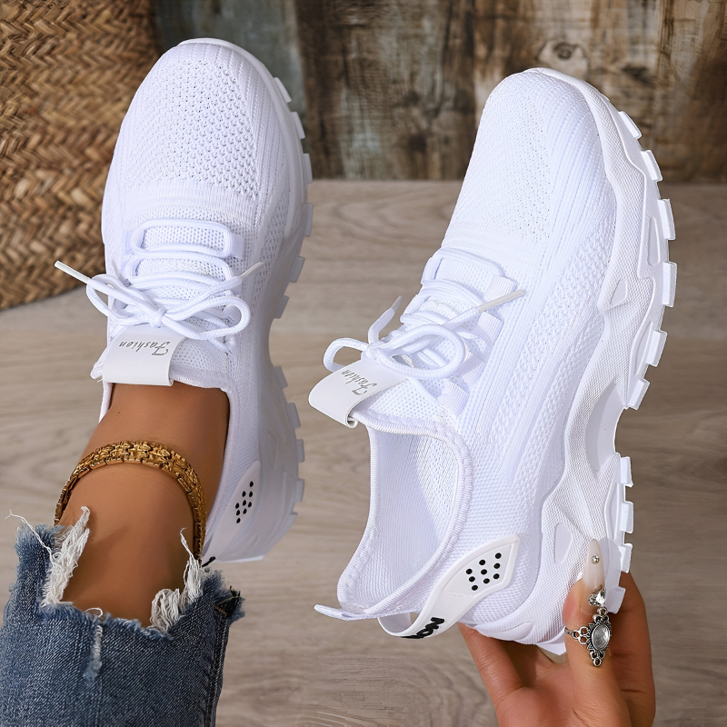 White (Almost sold out) / 43