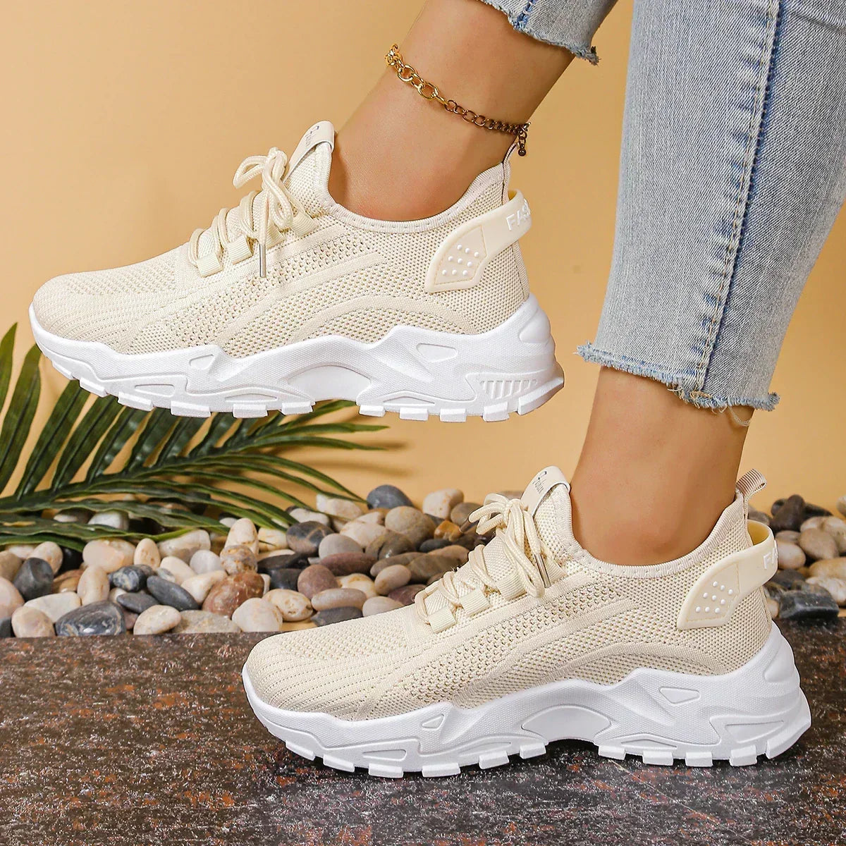 Beige / 12
