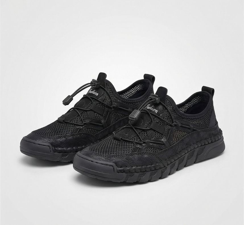 Black / 10