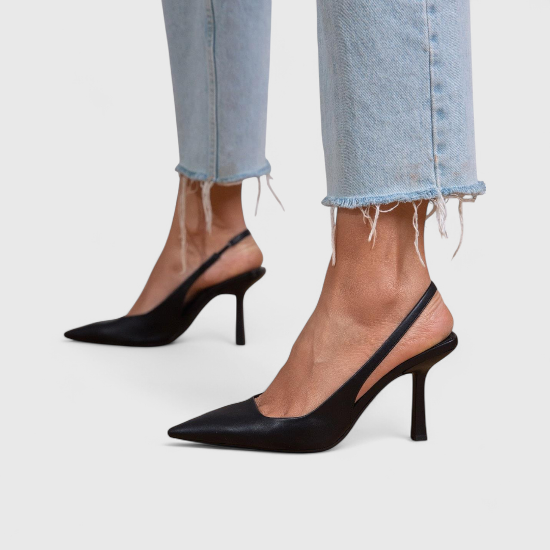 Black Leather / 43