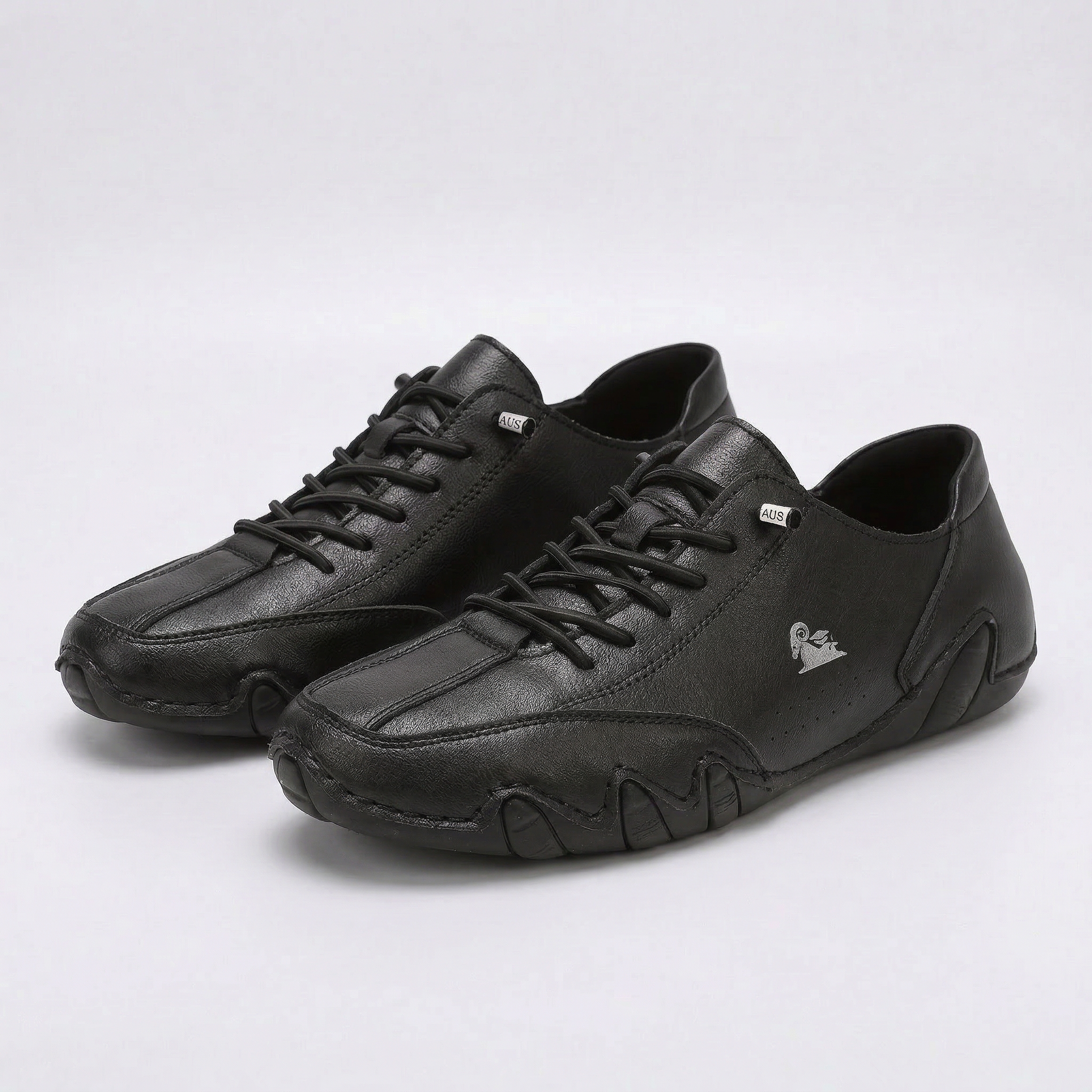 Black / 10